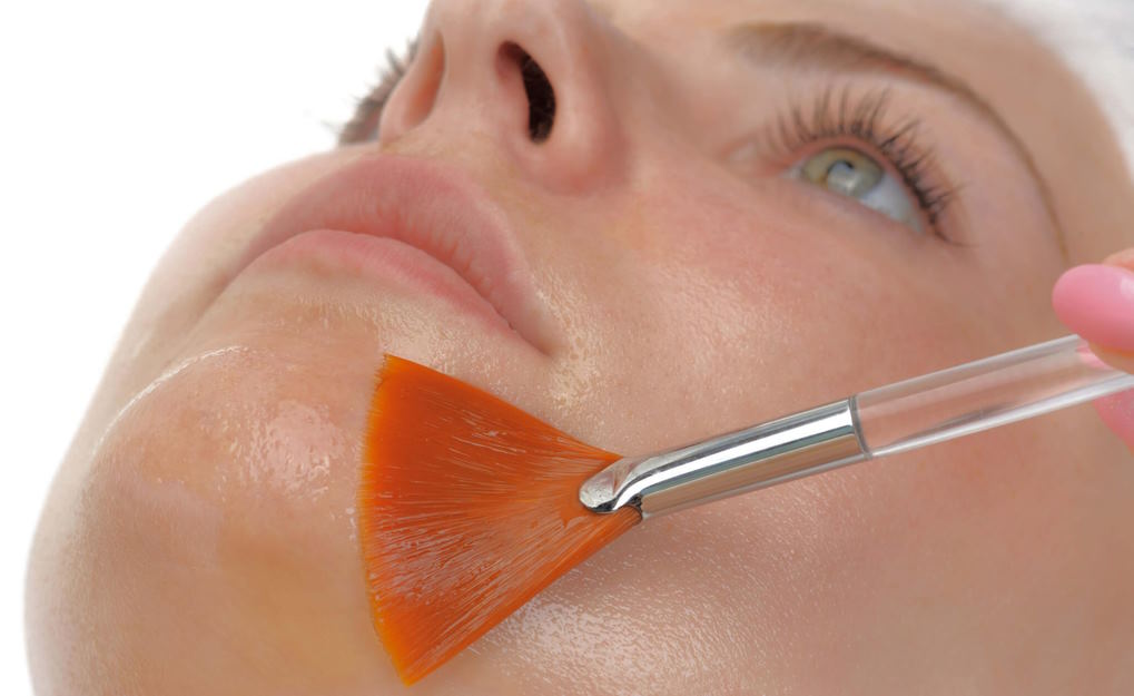 The Pros and Cons of Chemical Peels: What You Need to Know Before You Try